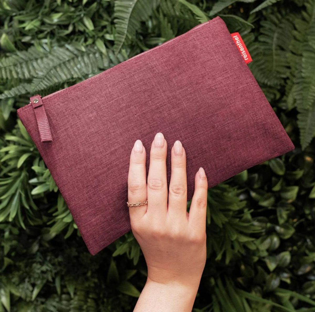 Reisenthel Mappe Twist Maroon 