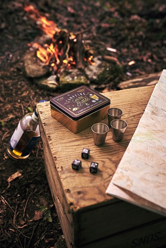 Campfire Shotspill – Moro rundt bålet! Gentlemen’s Hardware
