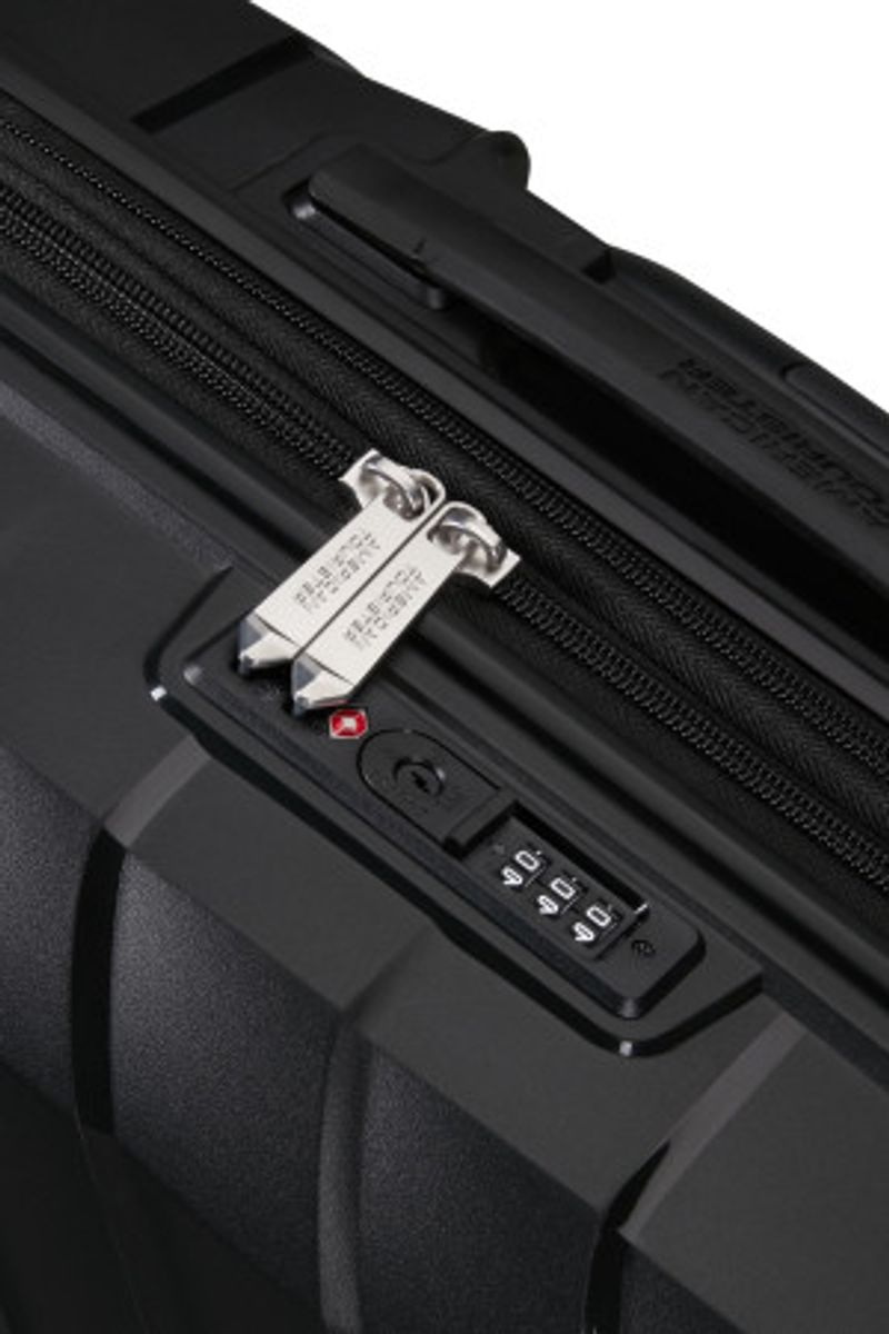 American Tourister Flytwist kabinkoffert 55 cm – Shadow Black