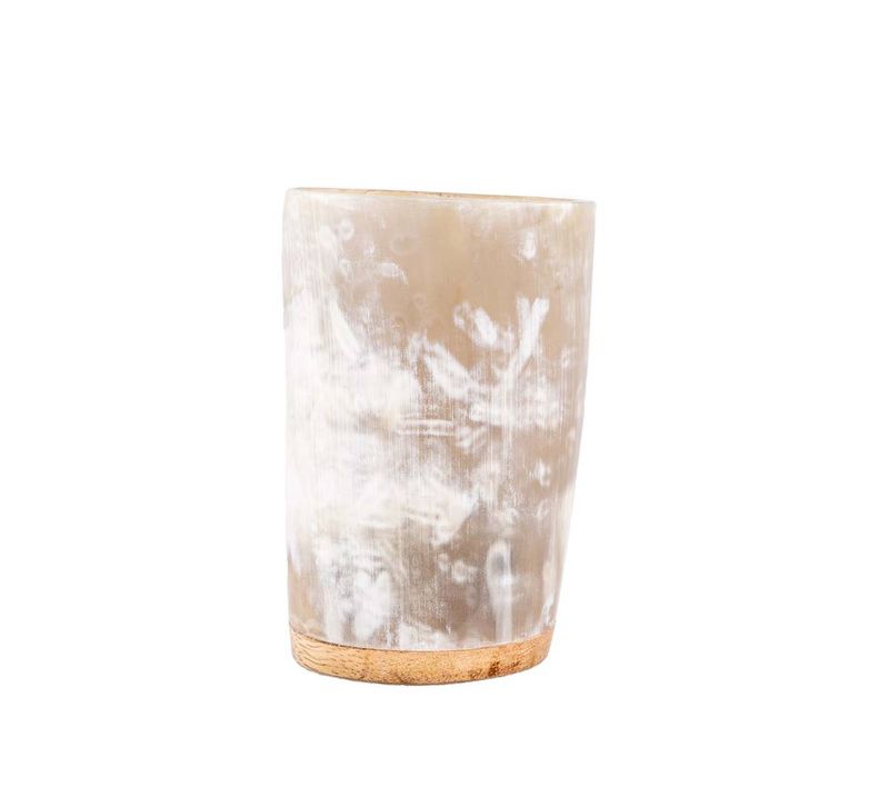 Snapsglass av horn, Vegviser